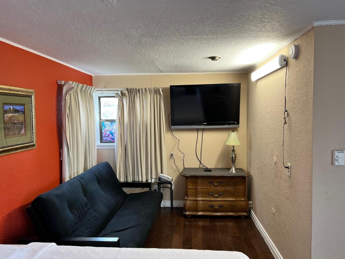 Great House Motel Секим Экстерьер фото